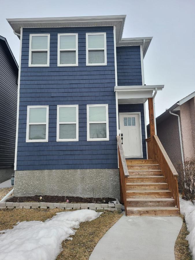 Winnipeg Peace Home Εξωτερικό φωτογραφία