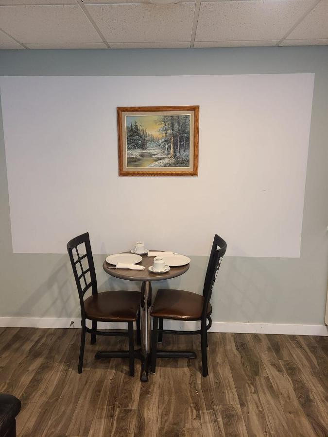 Winnipeg Peace Home Εξωτερικό φωτογραφία