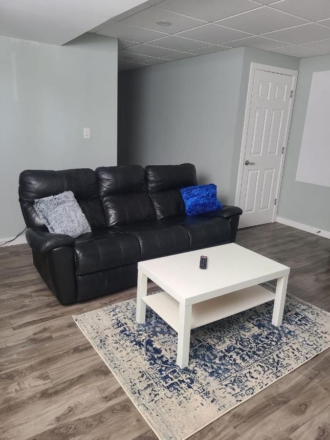 Winnipeg Peace Home Εξωτερικό φωτογραφία