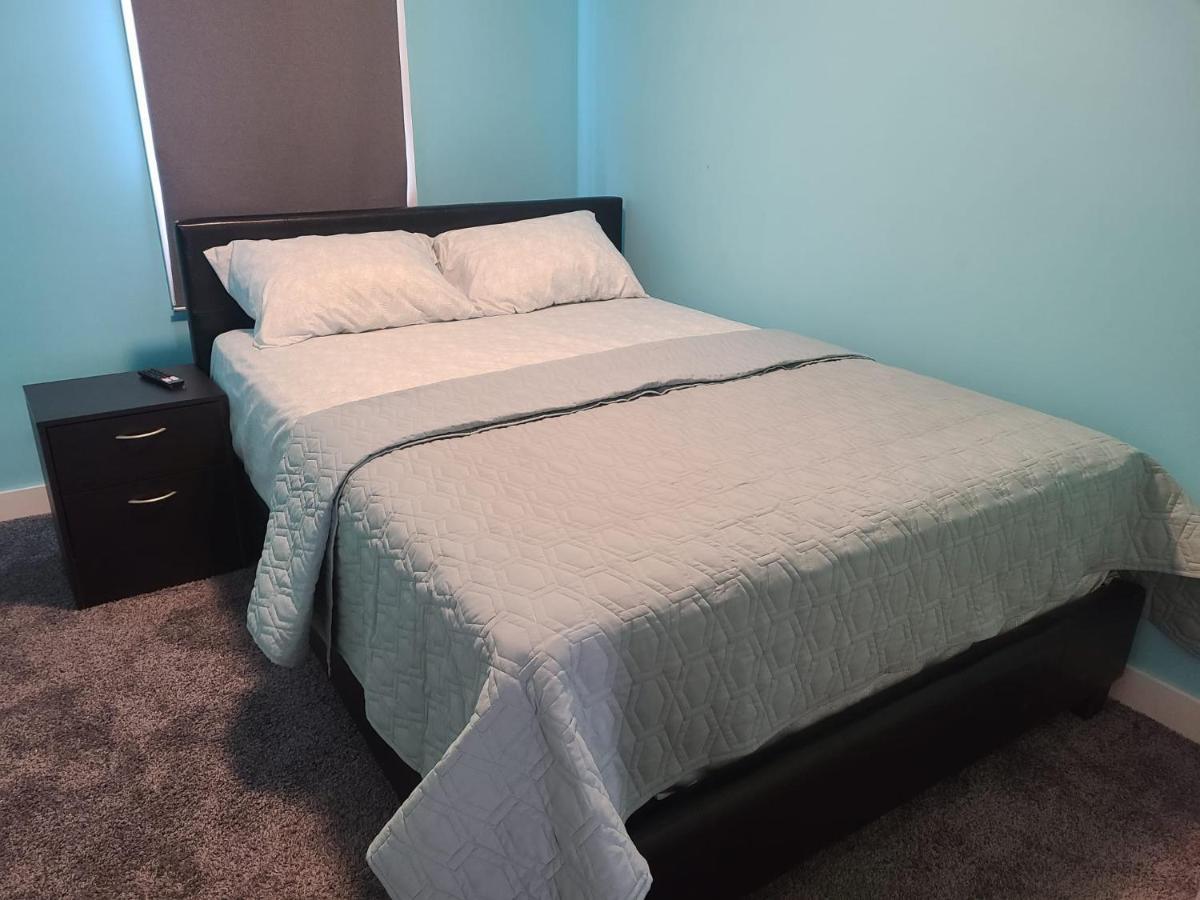 Winnipeg Peace Home Εξωτερικό φωτογραφία